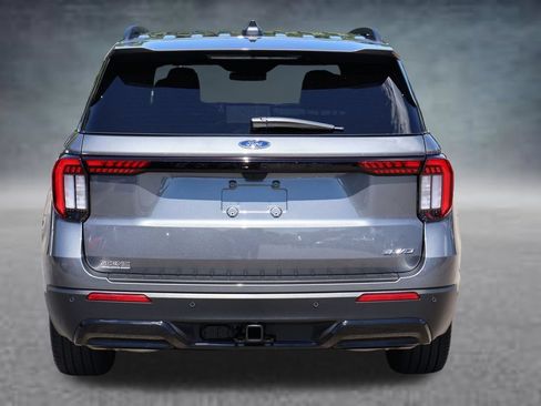 Used 2026 Ford Explorer ST-Line w/ ST-Line Street Pack AWD/4WD image 24