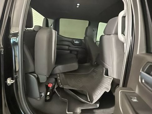 Used 2022 Chevrolet Silverado 1500 Custom AWD/4WD image 29