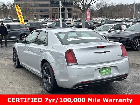 Certified 2023 Chrysler 300 S image 4