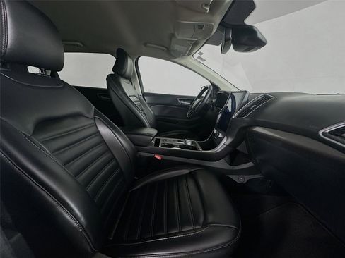 Used 2023 Ford Edge SEL image 26