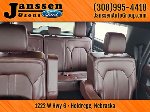 Used 2024 Ford Expedition Max Limited image 9