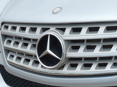 Used 2011 Mercedes-Benz ML 350 4MATIC image 12