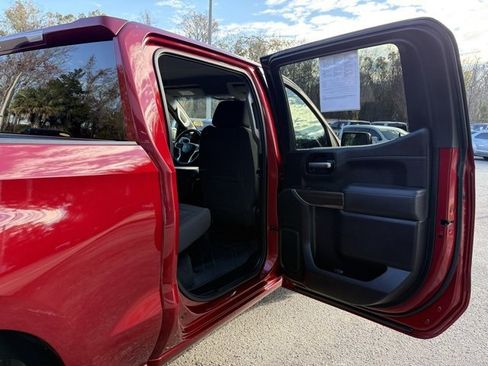 Used 2022 Chevrolet Silverado 1500 RST w/ Bed Protection Package image 30