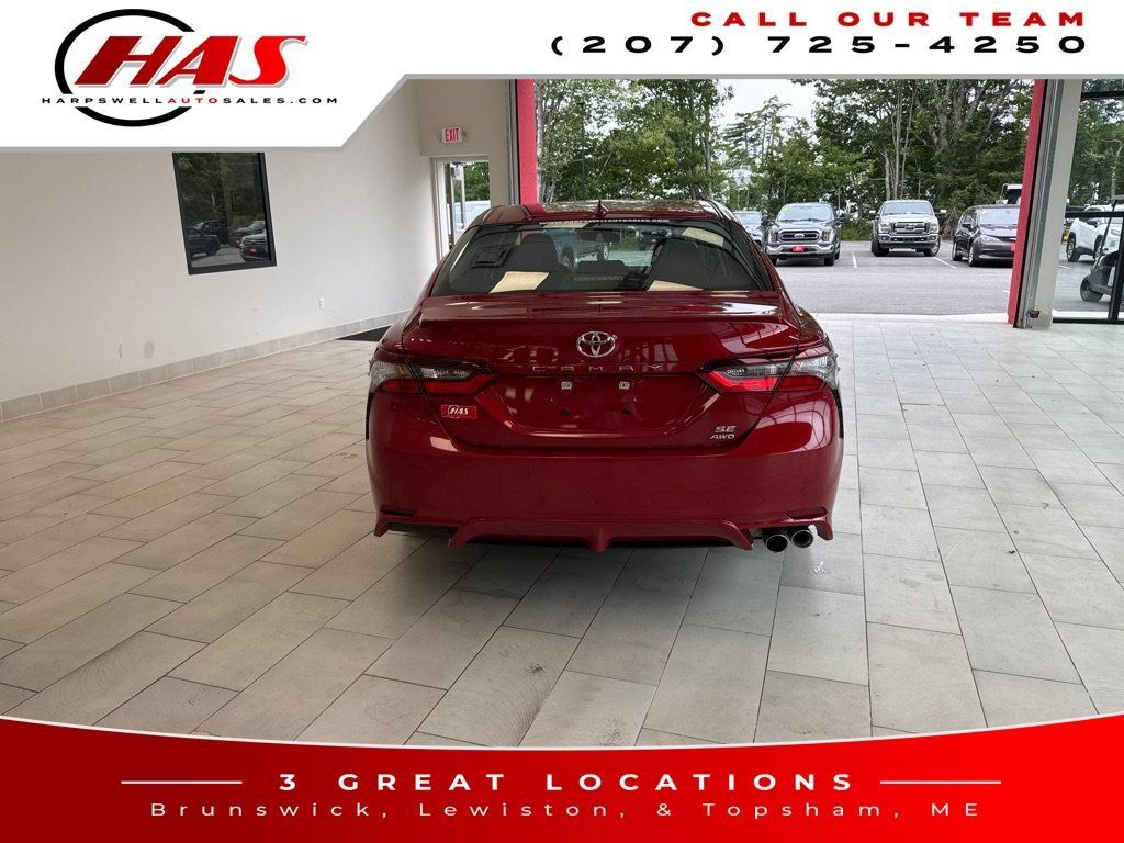 Used 2024 Toyota Camry SE w/ Cold Weather Package AWD/4WD image 5
