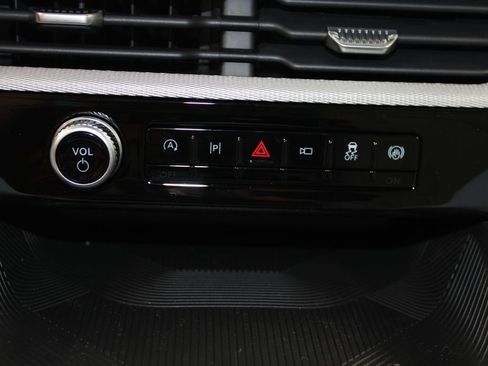 New 2026 Ford Explorer Active w/ Active Comfort Package image 47