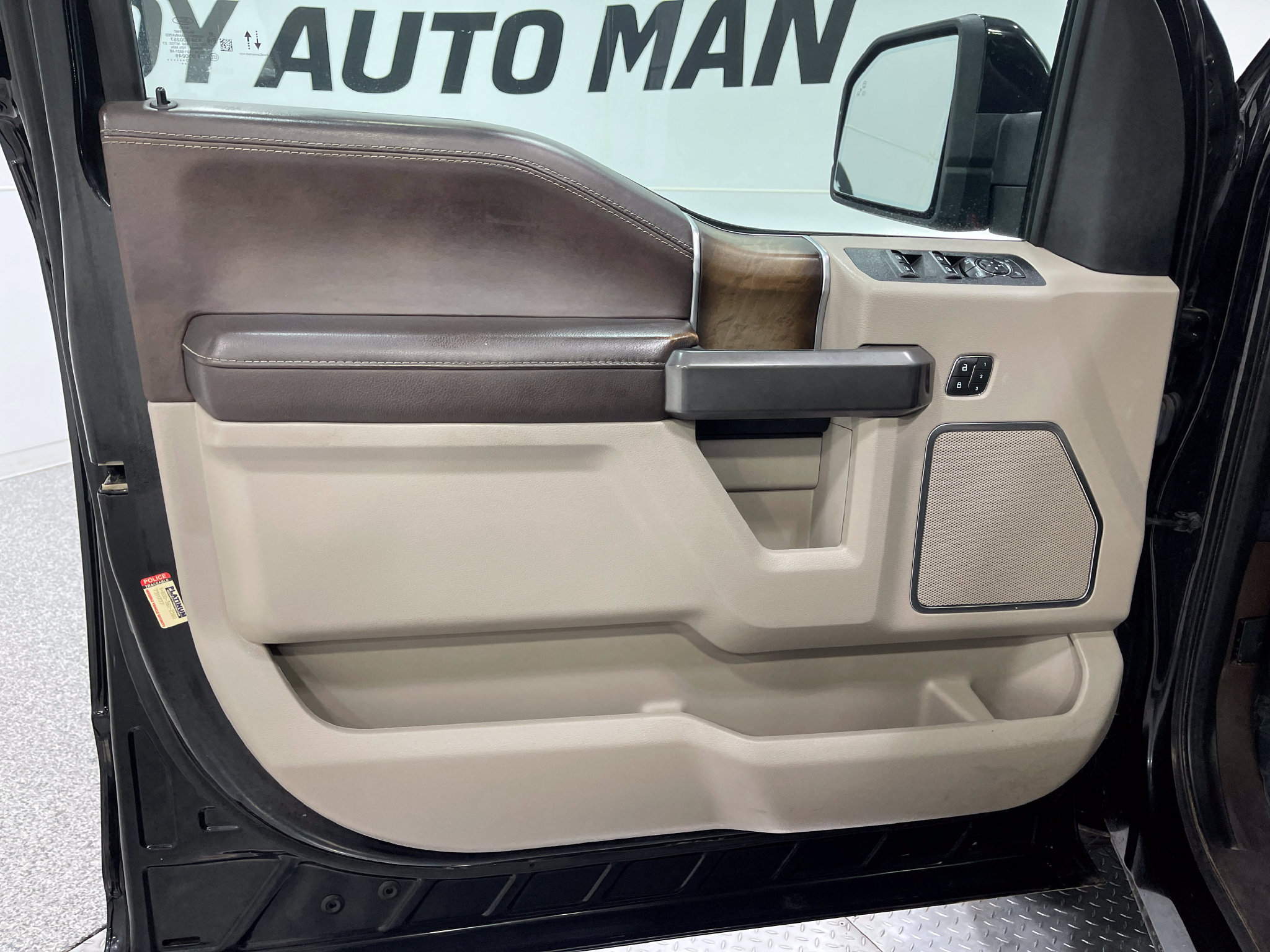 Used 2020 Ford F150 Limited AWD/4WD image 15