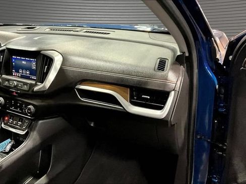 Used 2020 GMC Terrain SLE AWD/4WD image 25