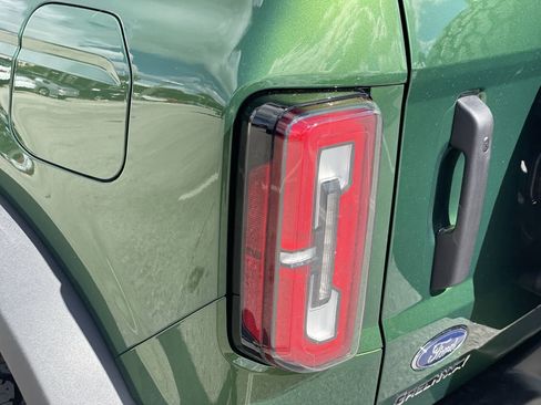 New 2025 Ford Bronco Outer Banks w/ Black Appearance Package image 7