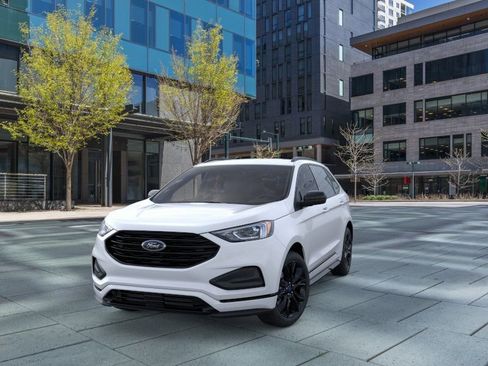 New 2024 Ford Edge SE w/ Black Appearance Package AWD/4WD image 2