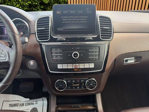 Used 2018 Mercedes-Benz GLS 450 4MATIC image 19
