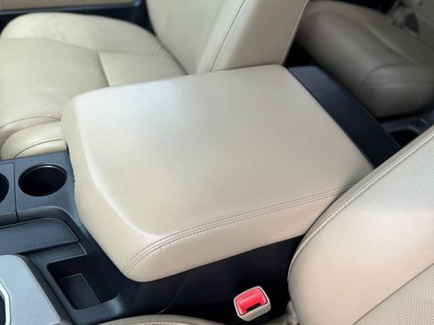 Used 2015 Toyota Sequoia Platinum AWD/4WD image 93