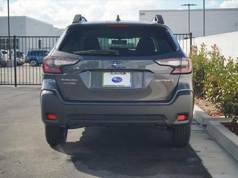 Certified 2025 Subaru Outback Premium AWD/4WD image 4
