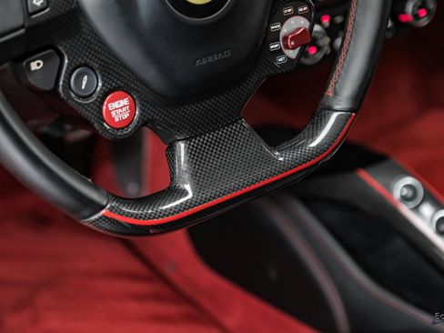Used 2017 Ferrari 488 GTB RWD image 55