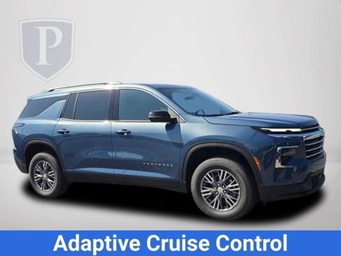 New 2026 Chevrolet Traverse LT w/ Driver Confidence Package FWD image 2