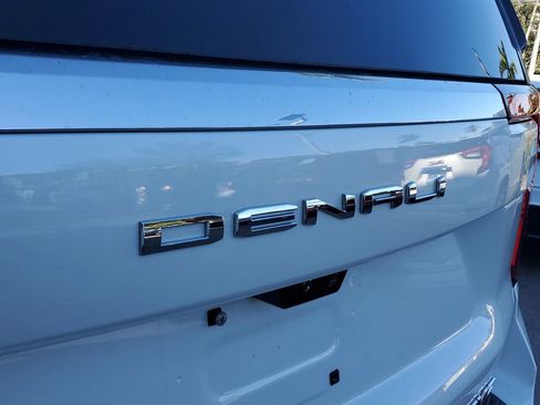 Certified 2025 GMC Yukon XL Denali image 29