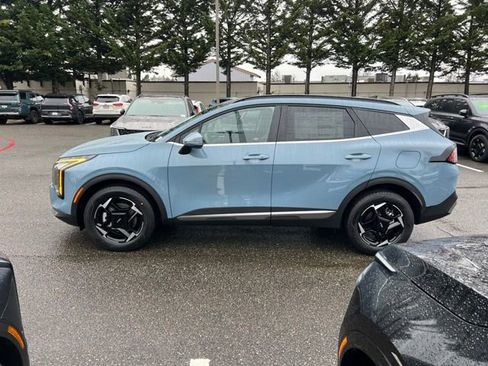 New 2026 Kia Sportage EX image 10