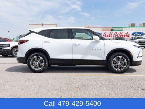 Used 2025 Chevrolet Blazer LT image 7