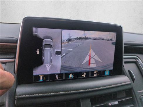 Used 2021 Chevrolet Tahoe Premier w/ Premium Package image 10