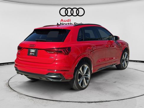 Used 2022 Audi Q3 2.0T Premium Plus w/ Premium Plus Package AWD/4WD image 7