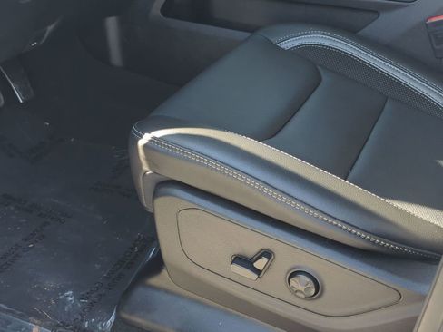 Used 2025 RAM 1500 RHO w/ RHO Level 1 Equipment Group image 12