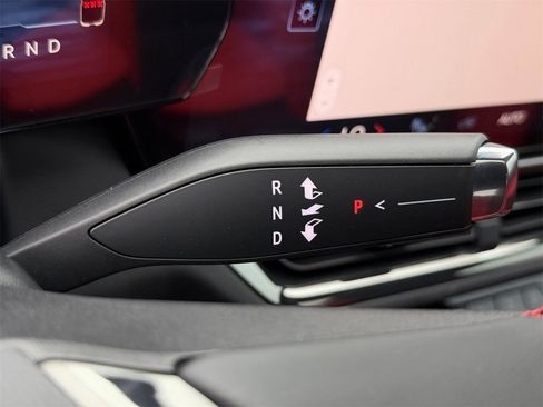 New 2026 Chevrolet Equinox EV RS image 19