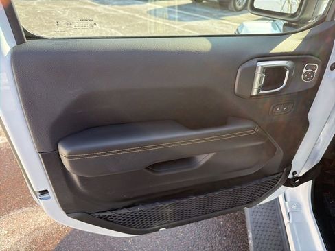 Certified 2025 Jeep Wrangler Sahara 4xe image 6