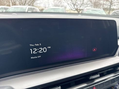 New 2025 Kia Telluride LX image 3