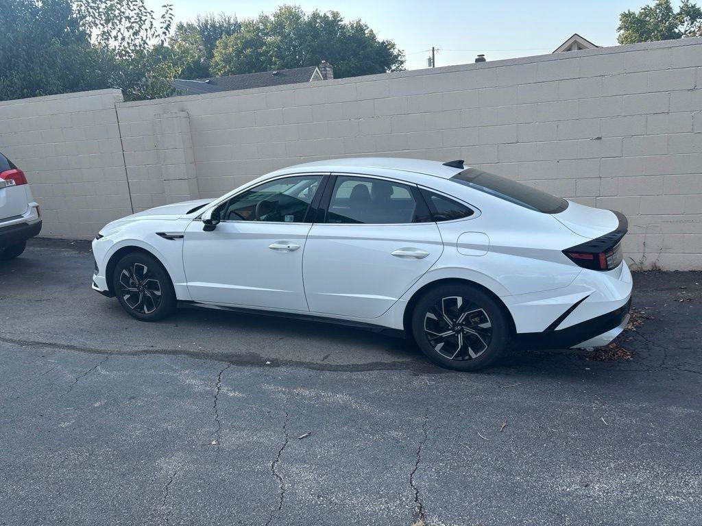 Used 2025 Hyundai Sonata SEL FWD image 5