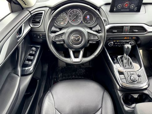 Used 2018 MAZDA CX-9 Touring w/ Touring Premium Package image 23