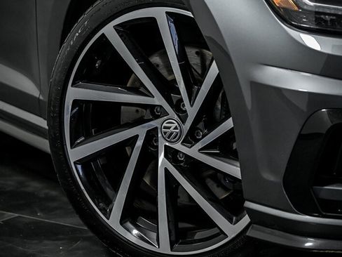 Used 2019 Volkswagen Golf 4-Door AWD/4WD image 3
