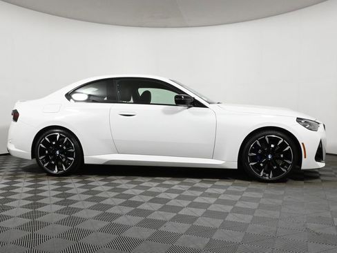 Used 2025 BMW M240i xDrive Coupe w/ Premium Package image 8