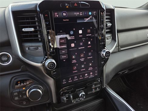 New 2026 RAM 1500 Big Horn AWD/4WD image 12