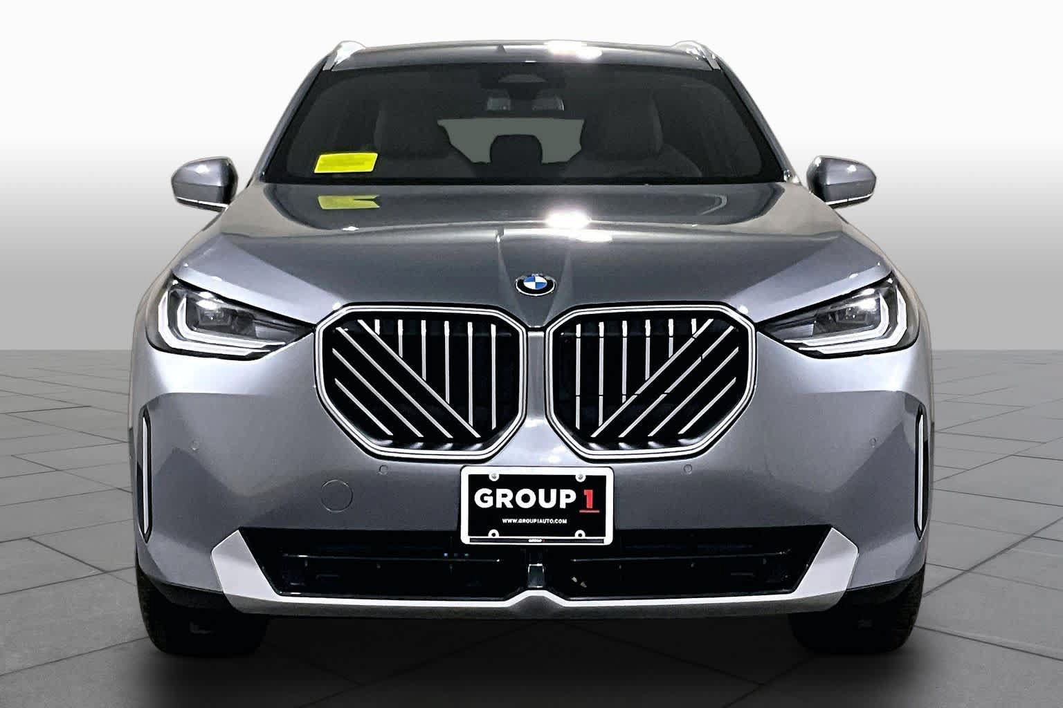 Used 2026 BMW X3 xDrive30i w/ Convenience Package AWD/4WD image 3