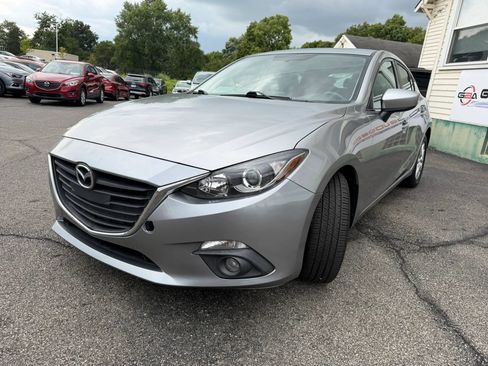 Used 2015 MAZDA MAZDA3 i Touring FWD image 9