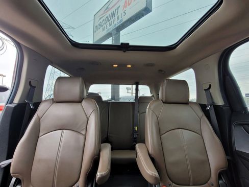 Used 2016 GMC Acadia SLT w/ Open Road Package image 14