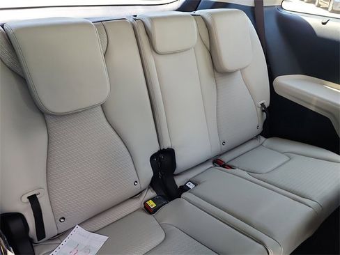 New 2026 Kia Carnival SX Prestige image 19