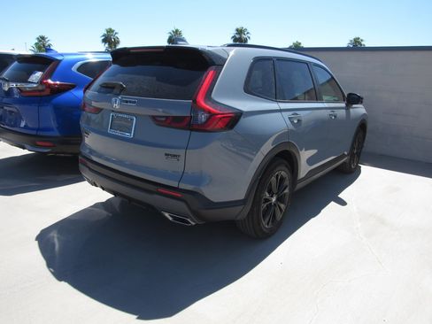 Used 2026 Honda CR-V Sport Touring image 3