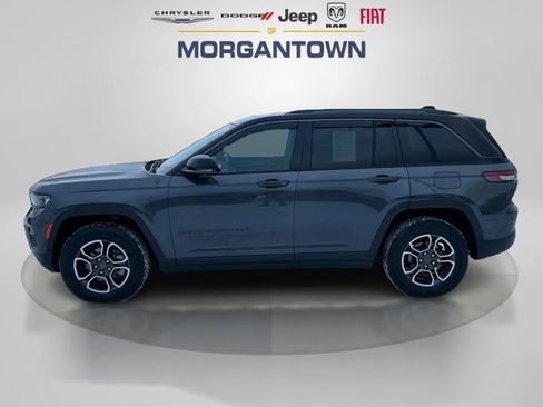 Certified 2022 Jeep Grand Cherokee Trailhawk w/ ADV Protech Group II image 9