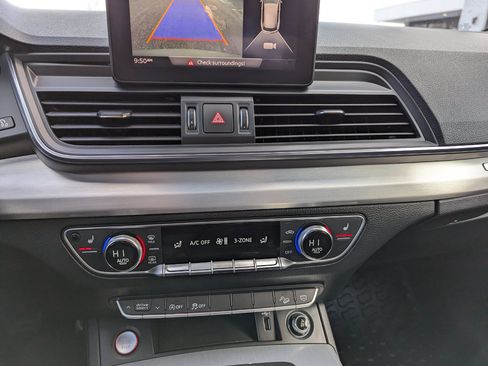 Used 2019 Audi SQ5 Premium image 20