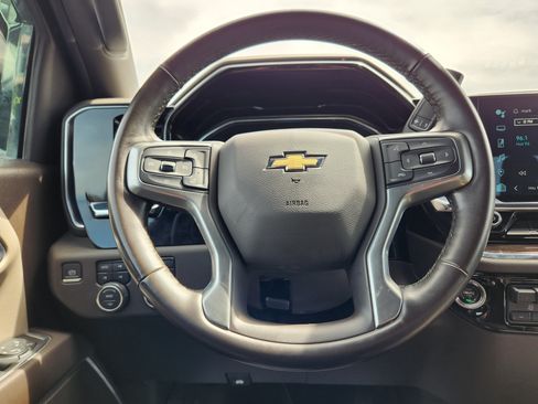 Used 2024 Chevrolet Silverado 1500 LT AWD/4WD image 21