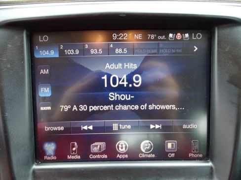 Used 2016 Chrysler 200 C w/ Premium Group FWD image 21