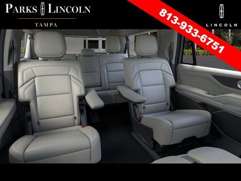 New 2026 Lincoln Navigator L Reserve image 11