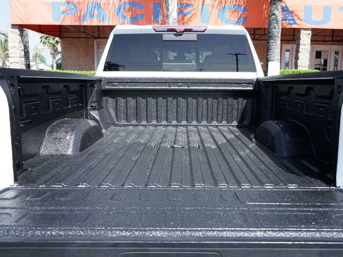 Used 2022 Chevrolet Silverado 2500 LTZ w/ LTZ Plus Package RWD image 8