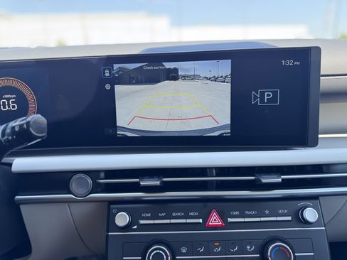 New 2026 Hyundai Tucson SE image 24