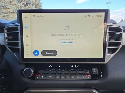 Used 2025 Toyota Tundra Limited image 25