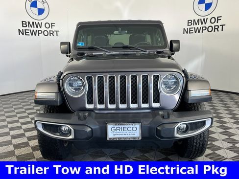 Used 2018 Jeep Wrangler Unlimited Sahara image 5
