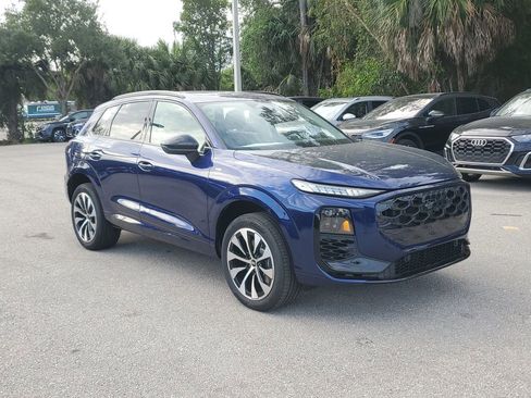New 2026 Audi Q3 quattro 2.0T AWD/4WD image 2