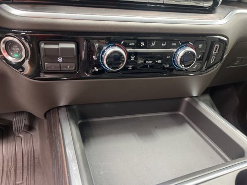 New 2026 GMC Sierra 2500 SLT w/ SLT Premium Package image 16