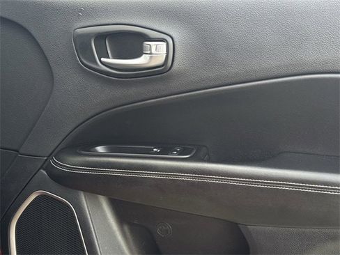 Used 2021 Jeep Compass 80th Special Edition image 28