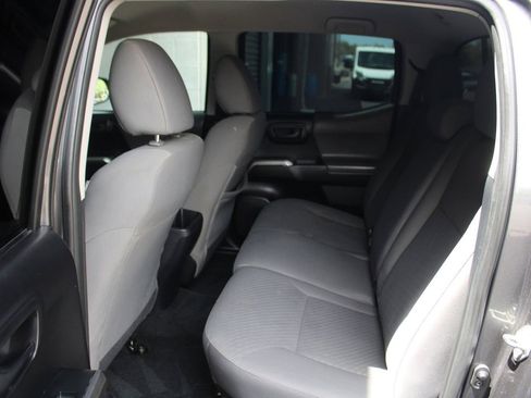 Used 2020 Toyota Tacoma SR5 RWD image 11
